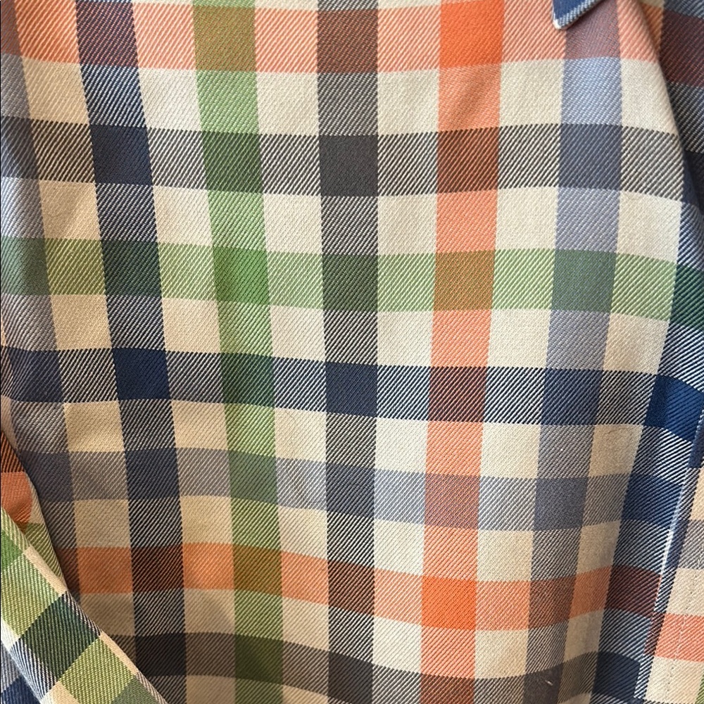 Vineyard Vines Orange and Green Casual Button Down Shirt - Picture 5 of 5